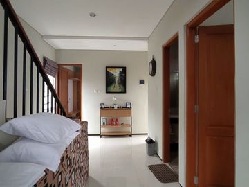 rumah VILLA DIATAS AWAN VIEW KOTA bandung