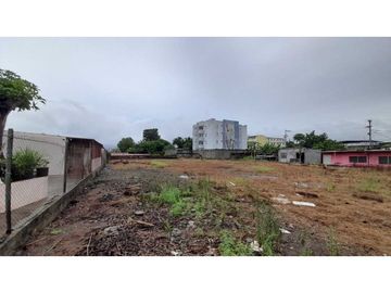 Vendo terreno en Ciudad Radial  ( 1,400 m2)