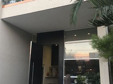Departamento en Venta en ¡¡¡A Pasos de Plaza Ñuñoa y Cercano a Metro Chile España!!!! con estacionamiento y bodega