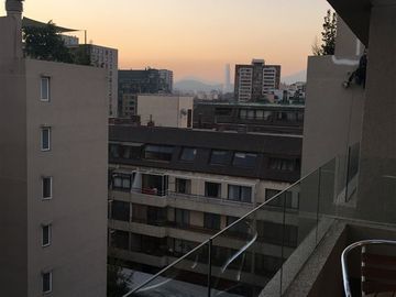 Departamento en Venta en ¡¡¡A Pasos de Plaza Ñuñoa y Cercano a Metro Chile España!!!! con estacionamiento y bodega
