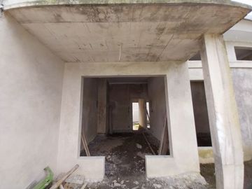 Rumah Proses Bangun Dekat Terminal Jombor Sleman 500 Jt-an