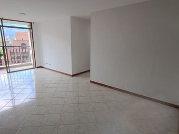 apartamento en arriendo en el portal. Cod A515582