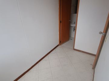 apartamento en arriendo en el portal. Cod A515582