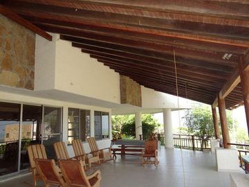 casa campestre en venta en el santuario. Cod V13399