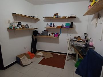 casa en venta en barrio granada. Cod V408396