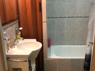 Espectacular Piso Unico 4 Amb. Frte. A La Plaza V. Libertad