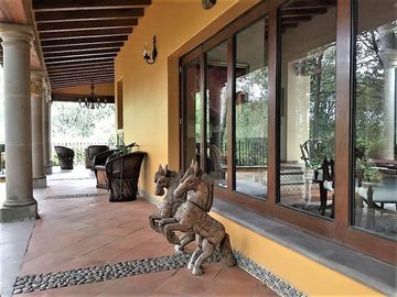 VENTA CASA MUY BONITA EN TLALPUENTE