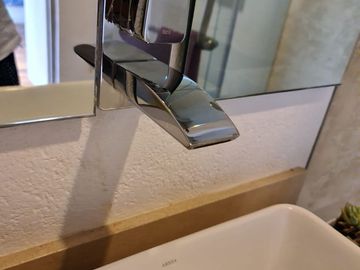 En Venta de Preciosa Residencia en BALVANERA Club Hipico, Diseño de Autor