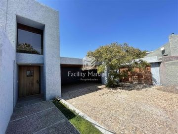 Casa condominio privado de 6 dorm., Santa Mónica, Coquimbo