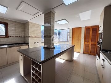 Casa condominio privado de 6 dorm., Santa Mónica, Coquimbo