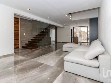 VENTA DE CASA EN FRACCIONAMIENTO MONTERRA EN SAN LUIS POTOSI