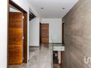 VENTA DE CASA EN FRACCIONAMIENTO MONTERRA EN SAN LUIS POTOSI