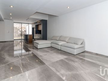 VENTA DE CASA EN FRACCIONAMIENTO MONTERRA EN SAN LUIS POTOSI
