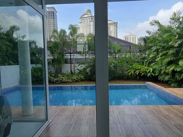 Dijual Rumah Desain Townhouse Kebayoran Lama, Jakarta Selatan
