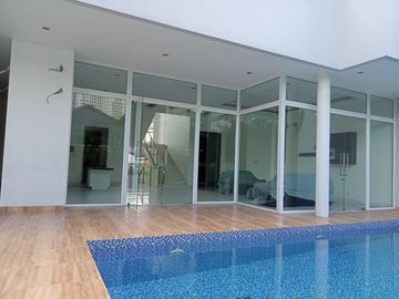 Dijual Rumah Desain Townhouse Kebayoran Lama, Jakarta Selatan