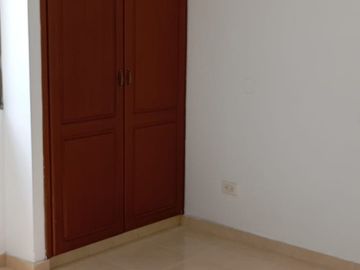 casa en arriendo en avenida sur. Cod A118720