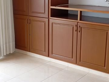 casa en arriendo en avenida sur. Cod A118720
