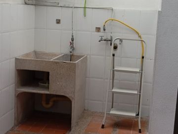 casa en arriendo en avenida sur. Cod A118720
