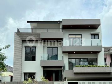 For Sale New House De Latinos BSD Split Level Hoek Badan