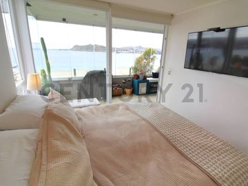 Se vende departamento en La Herradura