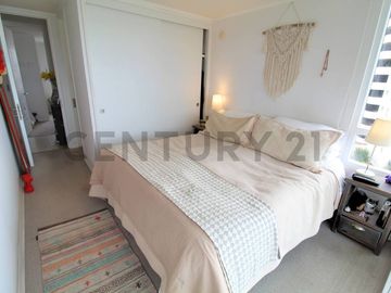 Se vende departamento en La Herradura