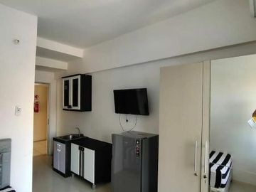 Sewa Apartemen GUNAWANGSA Merr Berperabot