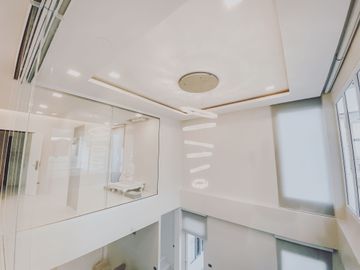 THE MINIMALUXE - Minimalism Meets Luxury