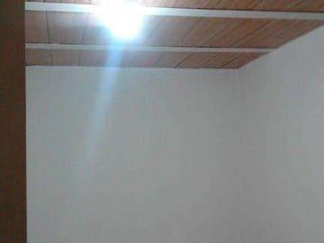 SE VENDE  CASA RENTABLE  EN  BARRIO CAMILO TORRES KENNEDY BOGOTA COLOMBIA