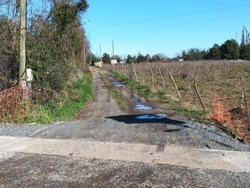 Terreno de 10.000 m2 a 1 km de la Ruta 5, en Ñiquén, Región de Ñuble.