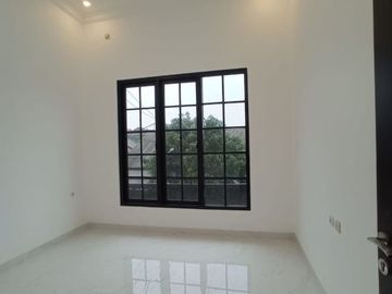 Rumah preminum setrategis di tanah baru depok
