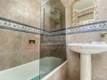 Casa en venta en Lanus Oeste