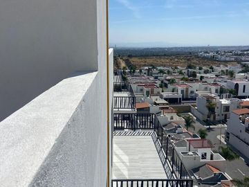 DEPARTAMENTO 3 HAB. JURIQUILLA ZONA HOSPITAL MOSCATI E1