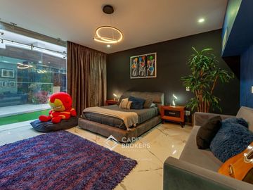 Casa de una planta amueblada  con Alberca en El Palomar Lujo sur