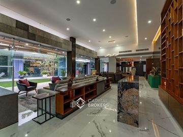 Casa de una planta amueblada  con Alberca en El Palomar Lujo sur