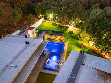 Casa de una planta amueblada  con Alberca en El Palomar Lujo sur