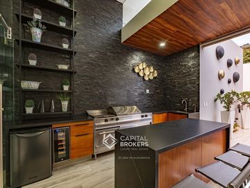 Casa de una planta amueblada  con Alberca en El Palomar Lujo sur