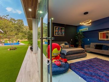 Casa de una planta amueblada  con Alberca en El Palomar Lujo sur