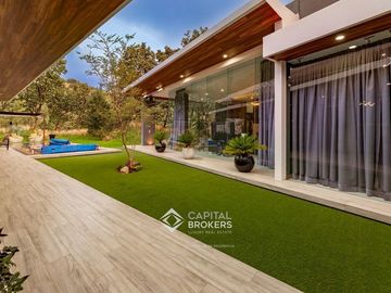 Casa de una planta amueblada  con Alberca en El Palomar Lujo sur