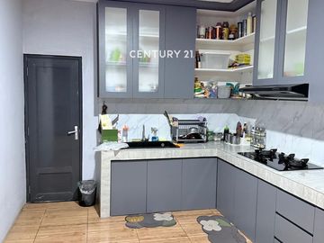 Rumah Mewah Semi Furnished Di Cluster Waterfront Lippo Cikarang