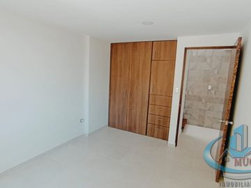 CASA EN FRACCIONAMIENTO EN VENTA ATRAS DE PLAZA SAN DIEGO