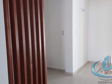 CASA EN FRACCIONAMIENTO EN VENTA ATRAS DE PLAZA SAN DIEGO