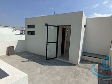 CASA EN FRACCIONAMIENTO EN VENTA ATRAS DE PLAZA SAN DIEGO