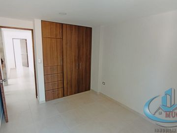 CASA EN FRACCIONAMIENTO EN VENTA ATRAS DE PLAZA SAN DIEGO