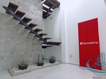 CASA EN FRACCIONAMIENTO EN VENTA ATRAS DE PLAZA SAN DIEGO