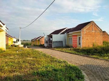 Rumah KPR Subsidi DP 15 Juta Dekat Tol Singosari Bandara