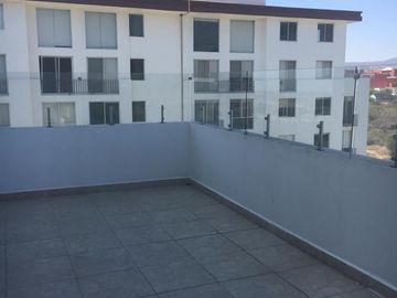 Venta y Renta de PH amueblado en Santa Fe Juriquilla