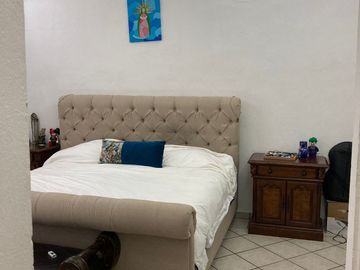Casa en Venta con Alberca y Jardín en Zona Norte de Cuernavaca.
