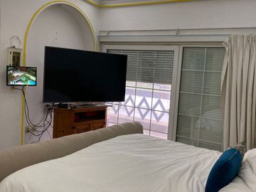 Casa en Venta con Alberca y Jardín en Zona Norte de Cuernavaca.