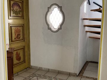 Casa en Venta con Alberca y Jardín en Zona Norte de Cuernavaca.