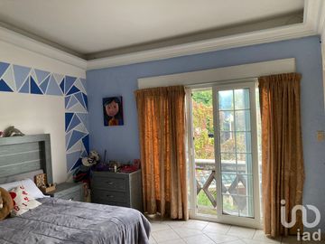 Casa en Venta con Alberca y Jardín en Zona Norte de Cuernavaca.